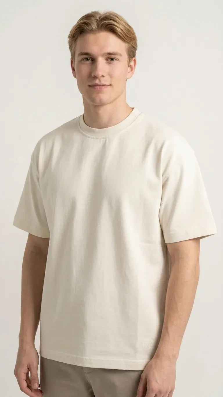 Oversized Off-white T-shirt